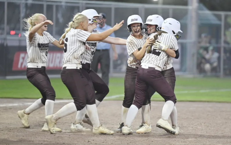 Clarksville prevails in 12-11, 15-inning marathon